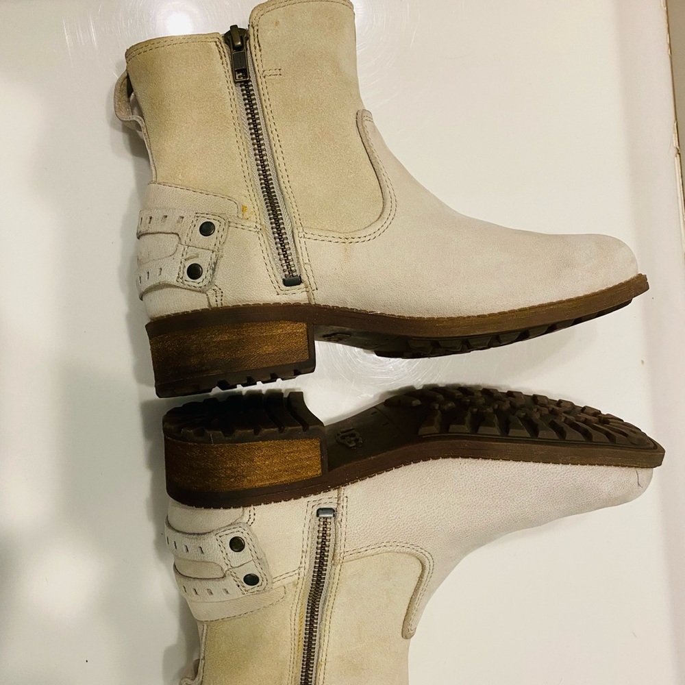 - Ugg Booties - image 5